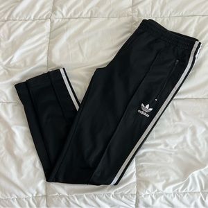 Adidas joggers, size medium, black